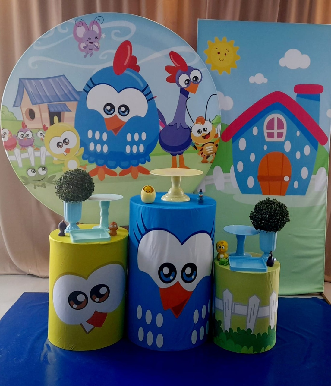 Galinha Pintadinha 2.1 - Cenário Mágico Festa
