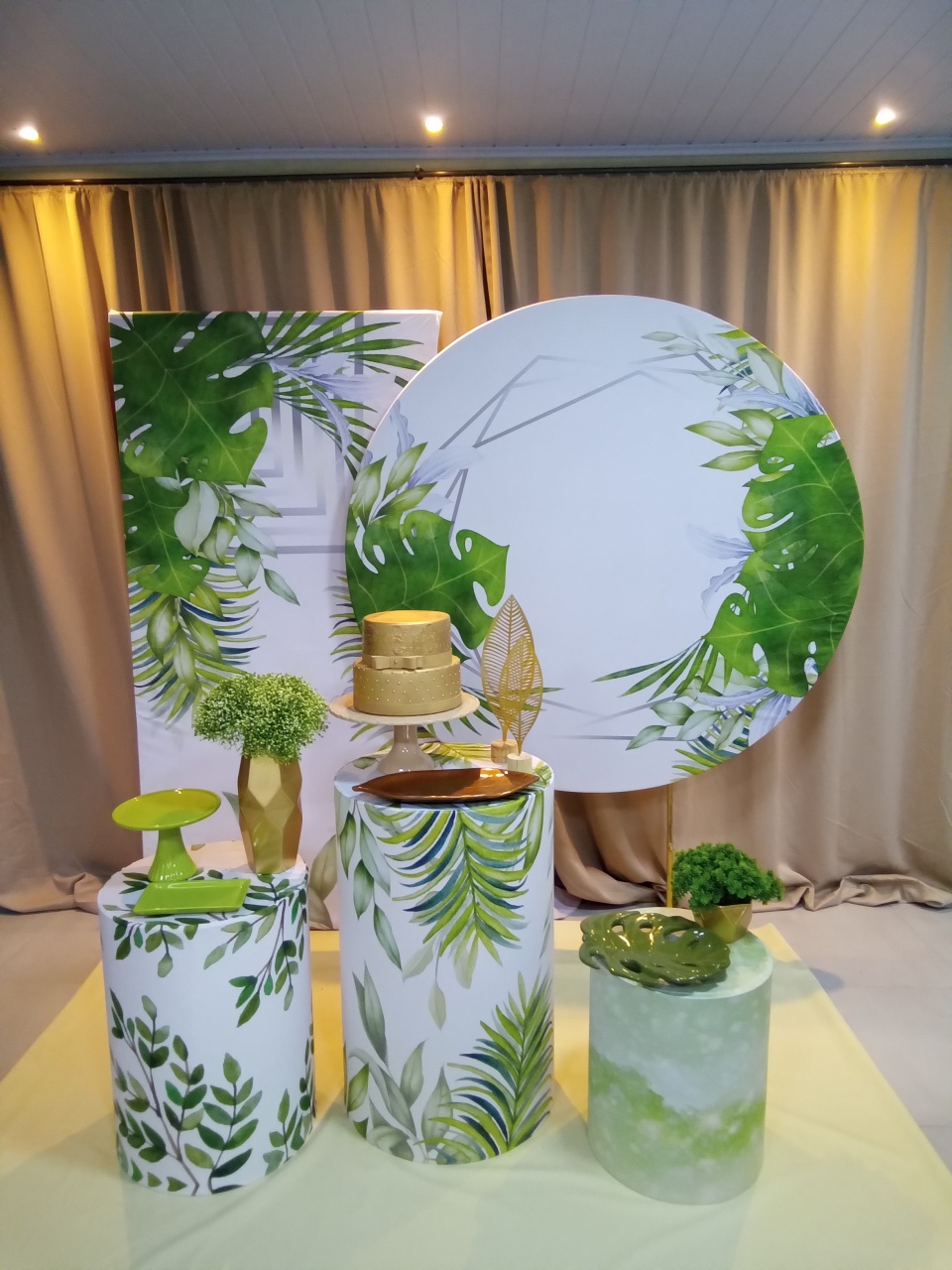 Folhagem Verde 6 - Cenário Mágico Festa