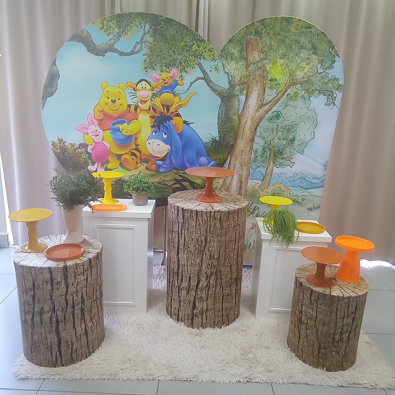 Ursinho Pooh 10 - Cenário Mágico Festa