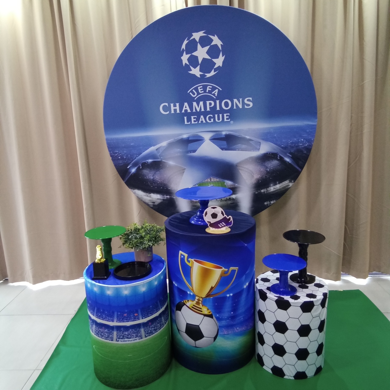 Futebol Champions League 1 - Cenário Mágico Festa