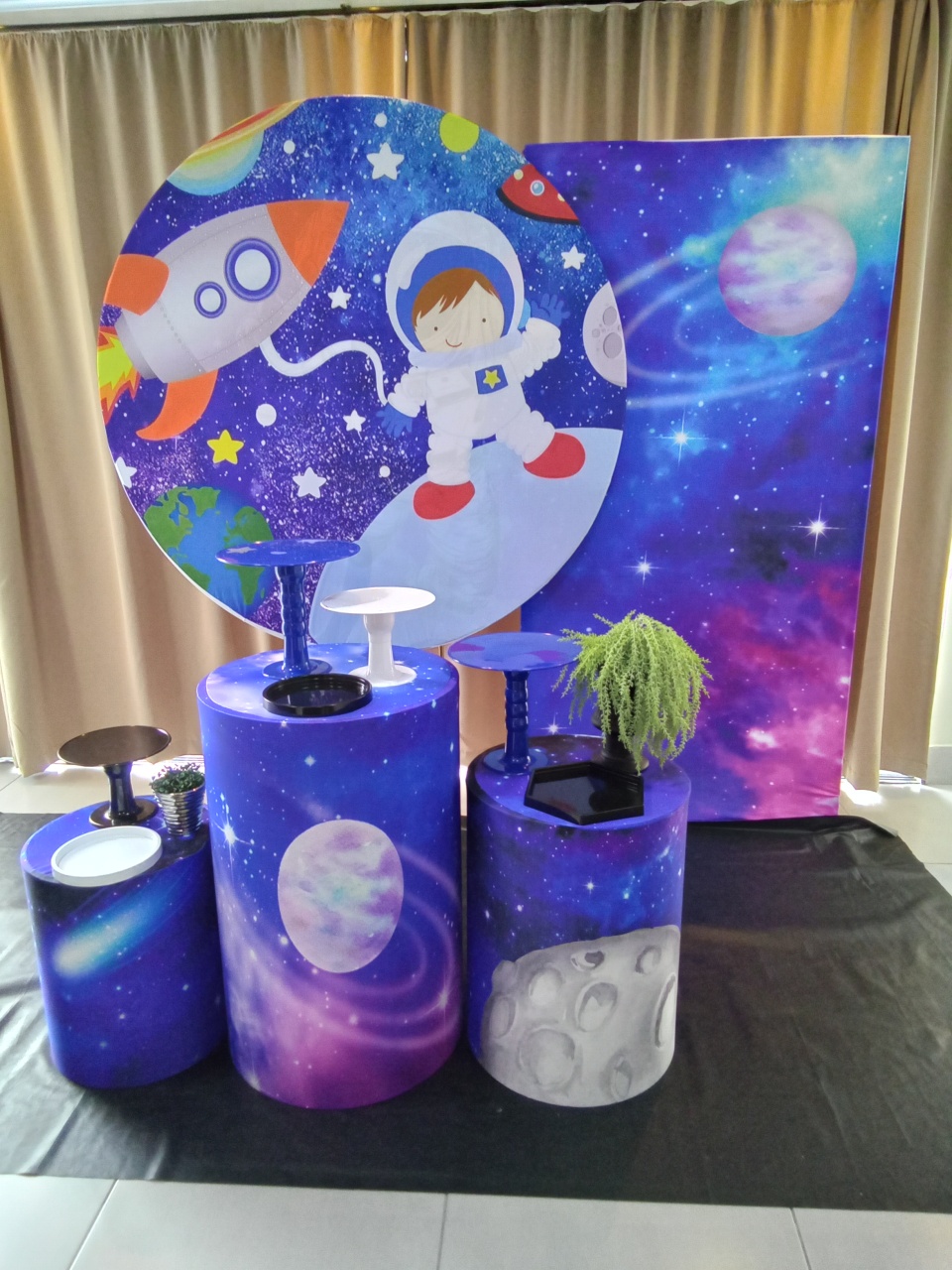 Astronauta Baby 2 - Cenário Mágico Festa