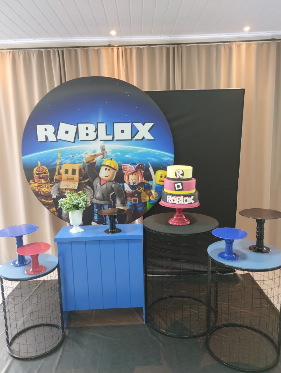 Roblox 3 - Cenário Mágico Festa