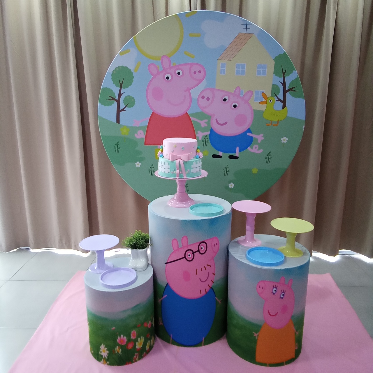 Peppa - Cenário Mágico Festa