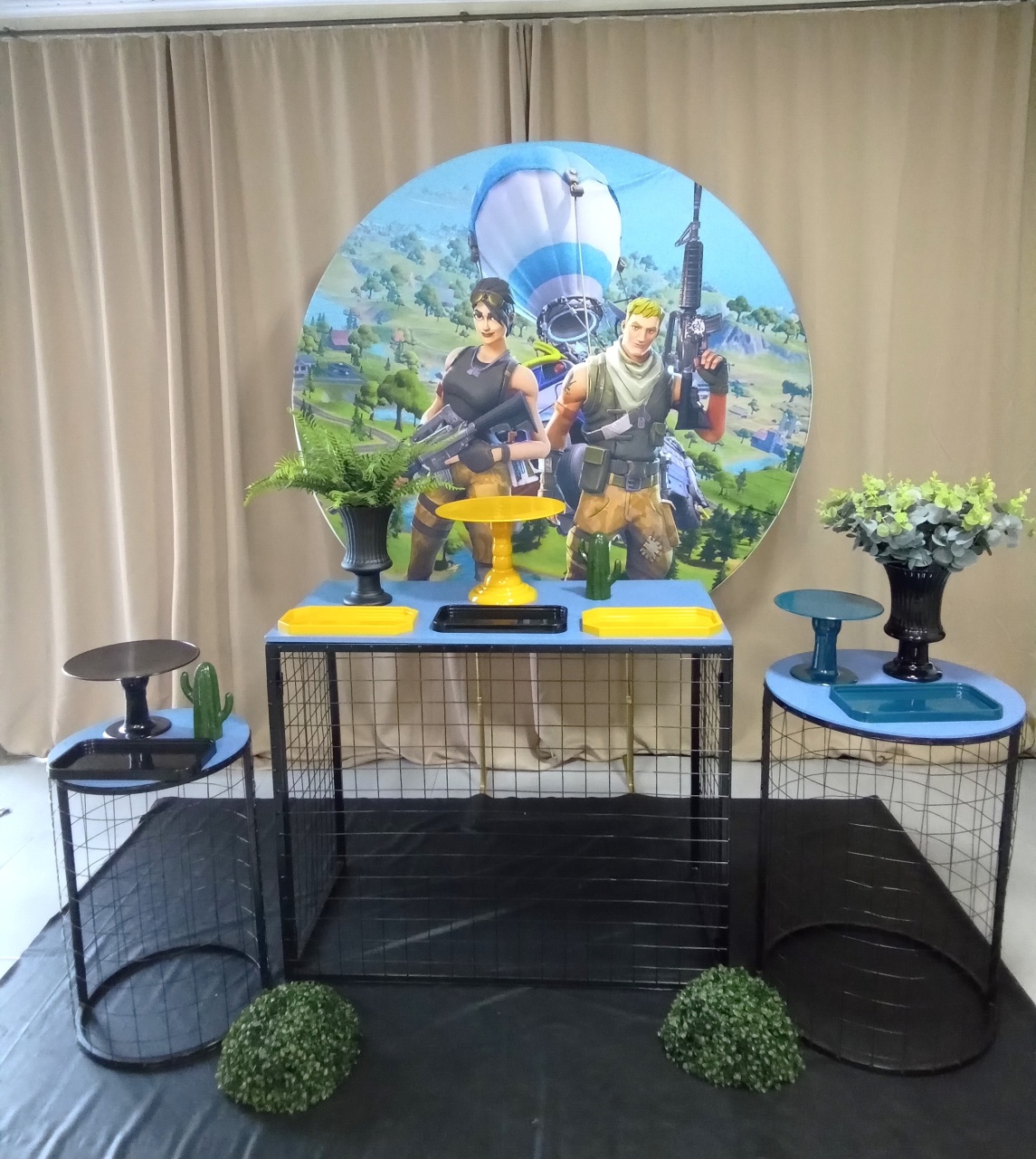 Fortnite 2 - Cenário Mágico Festa