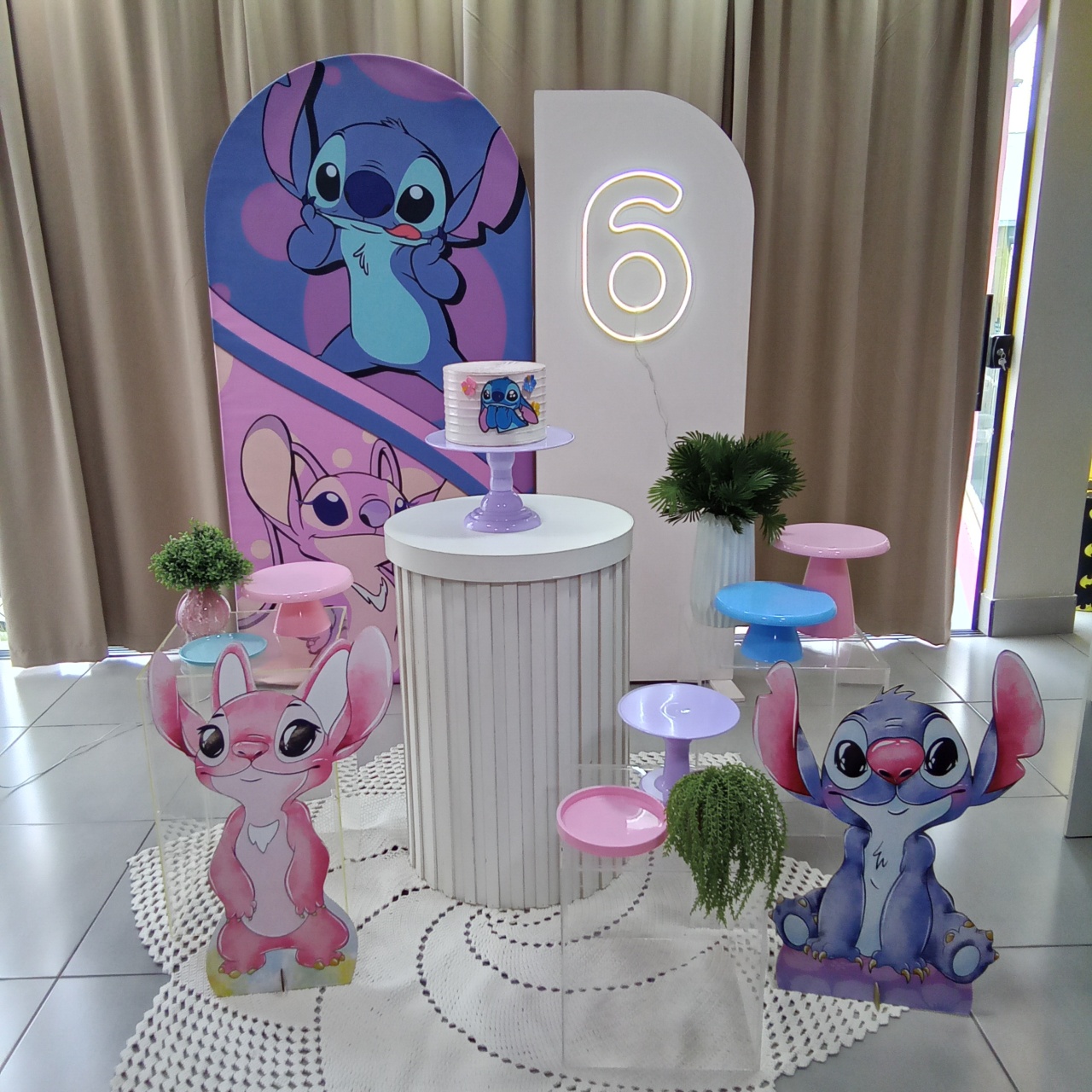 Lillo Stitch 5 - Cenário Mágico Festa