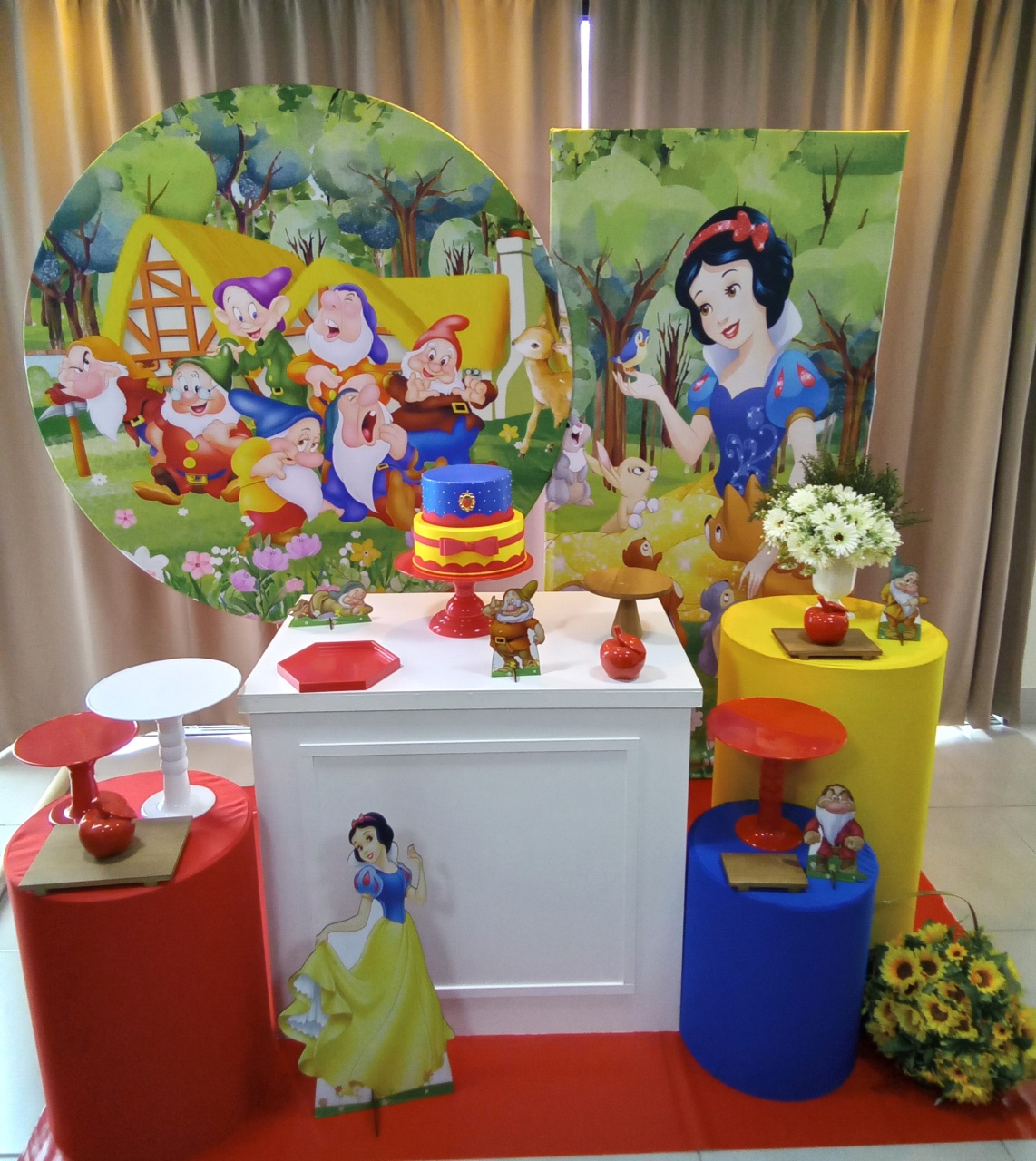 Branca de Neve A3 - Cenário Mágico Festa