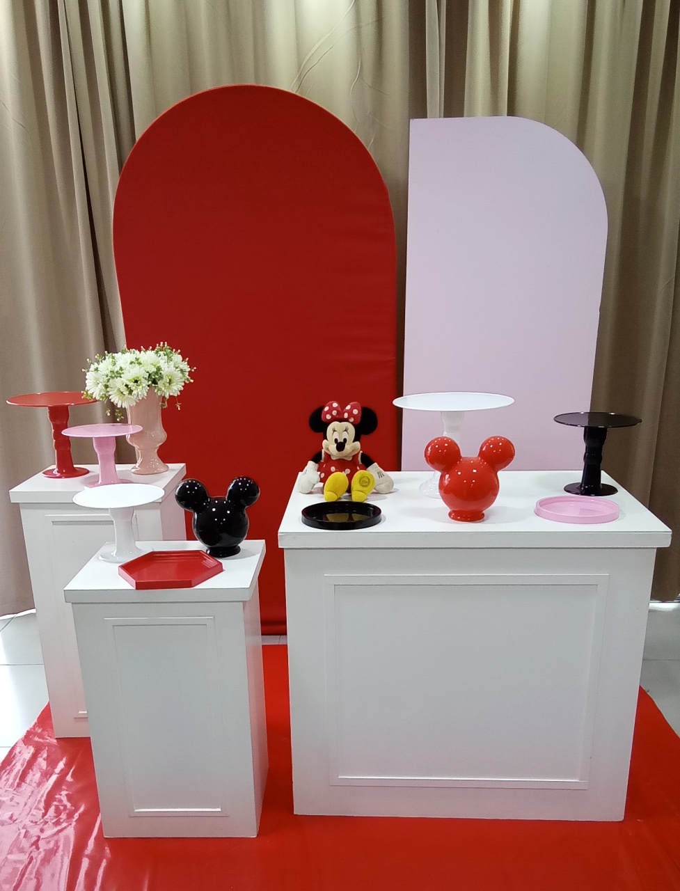 Minnie 4 - Cenário Mágico Festa