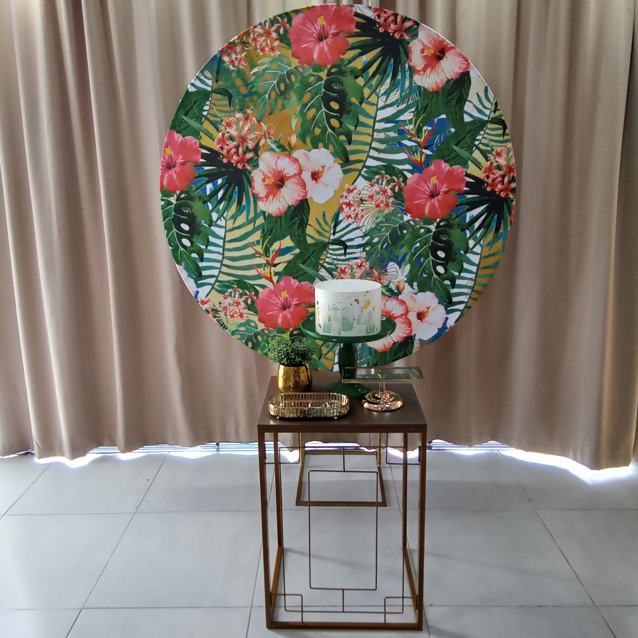 Floral Tropical Papola 2 - Cenário Mágico Festa
