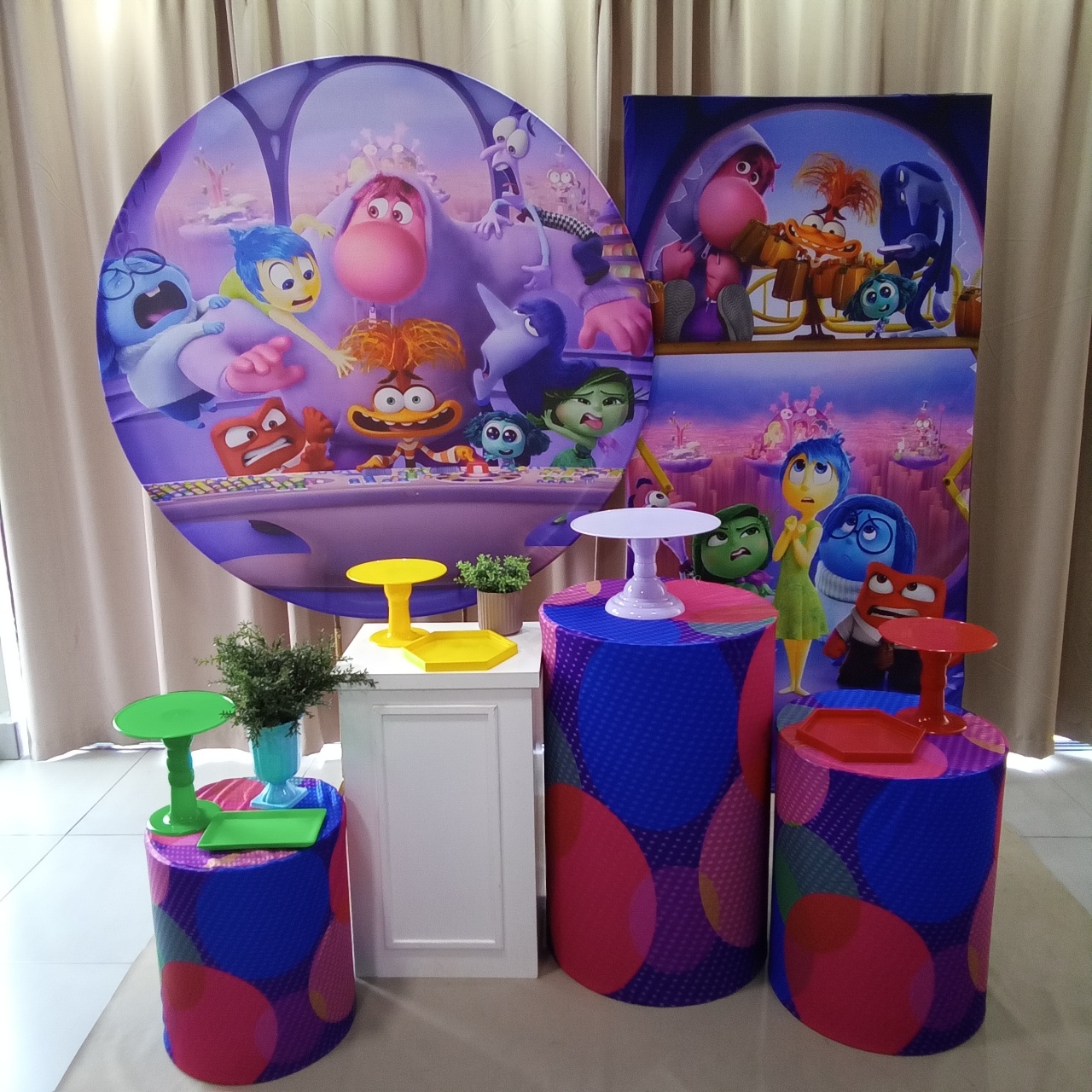 Divertidamente 3 - Cenário Mágico Festa