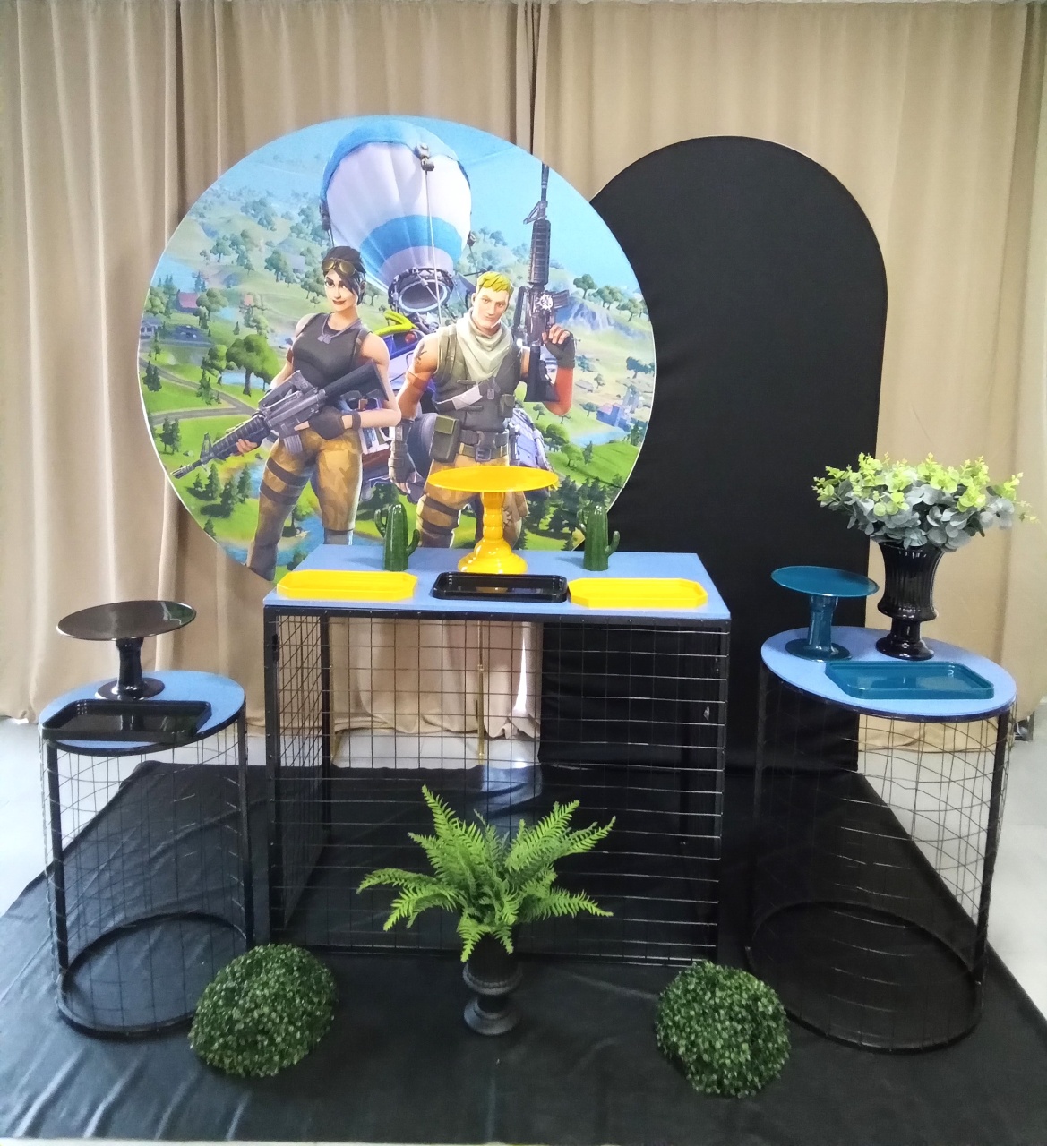 Fortnite 3 - Cenário Mágico Festa