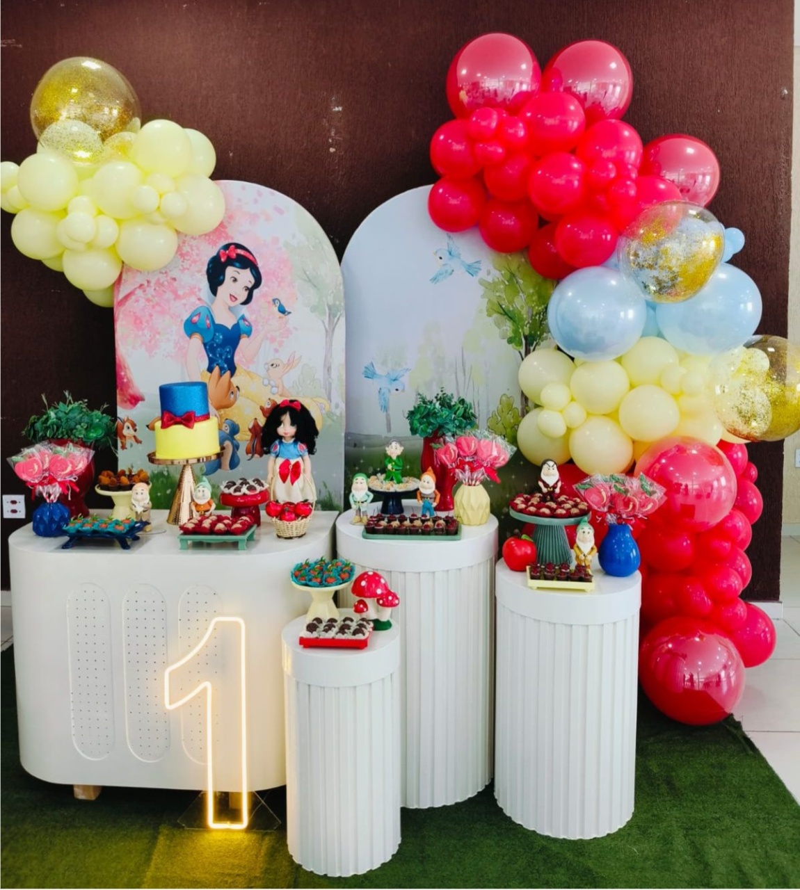 Branca de Neve - katiakoppa.ateliedefestas