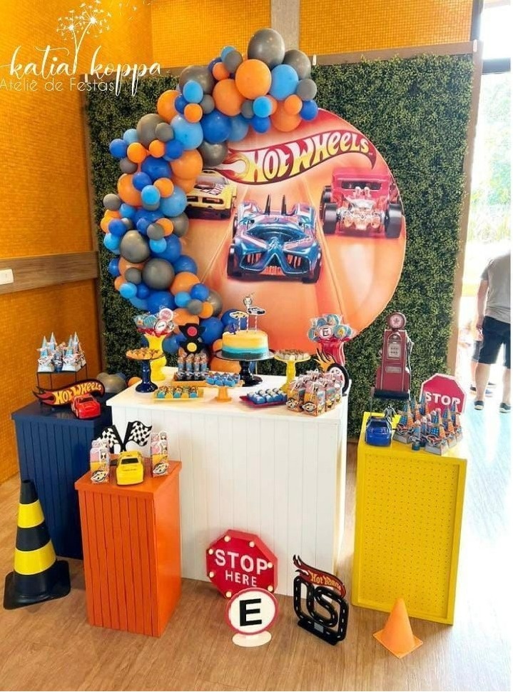Hot Wheels - katiakoppa.ateliedefestas