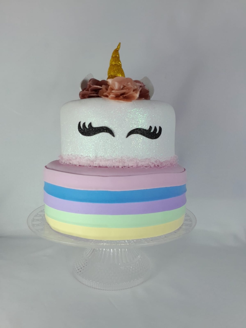 Bolo Fake Unicornio - Monte Festa