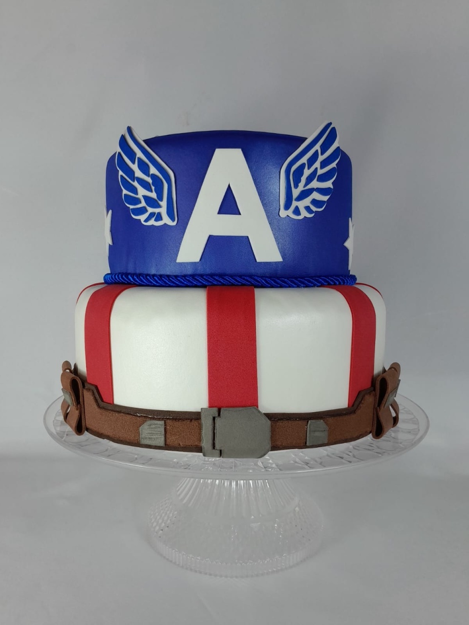 Bolo Fake Capitao America - Monte Festa