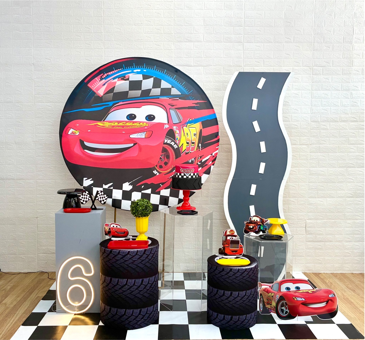 Carros - Composição - Creare Decorações 