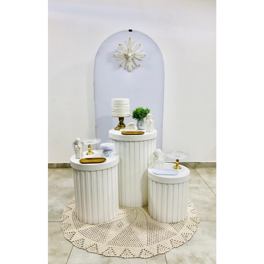 Batizado Branco E Dourado - Composição  - Creare Decorações 