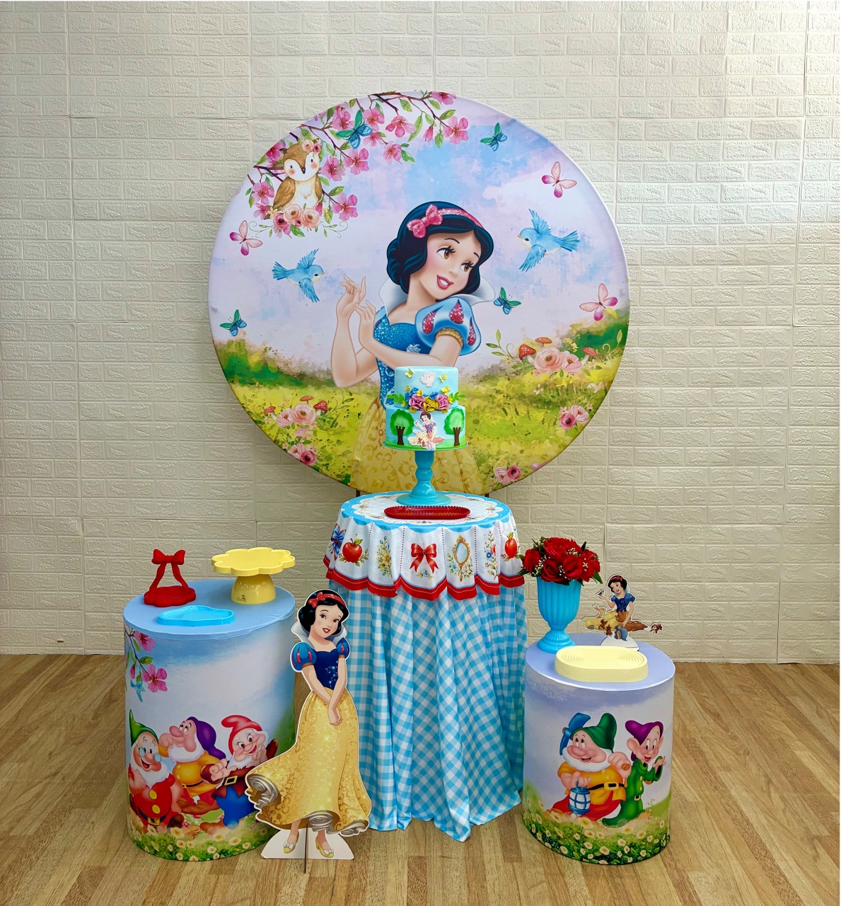 Branca de Neve P - Coleção Encanto - Creare Decorações 