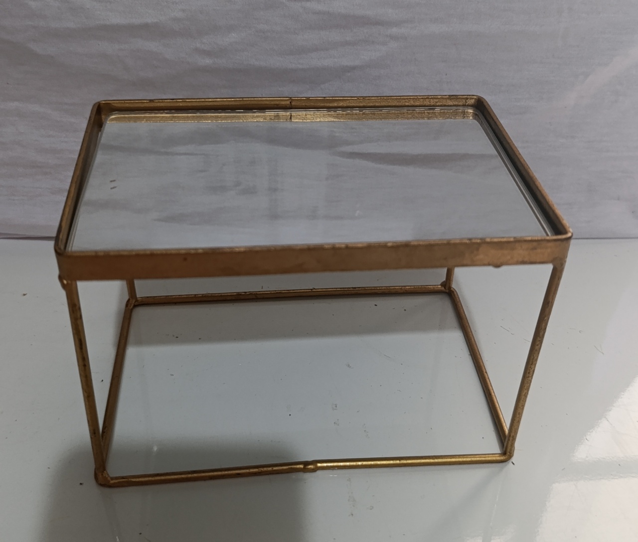 Suporte Dourado Espelho P - AMÔ ATELIÊ DECORAÇÃO
