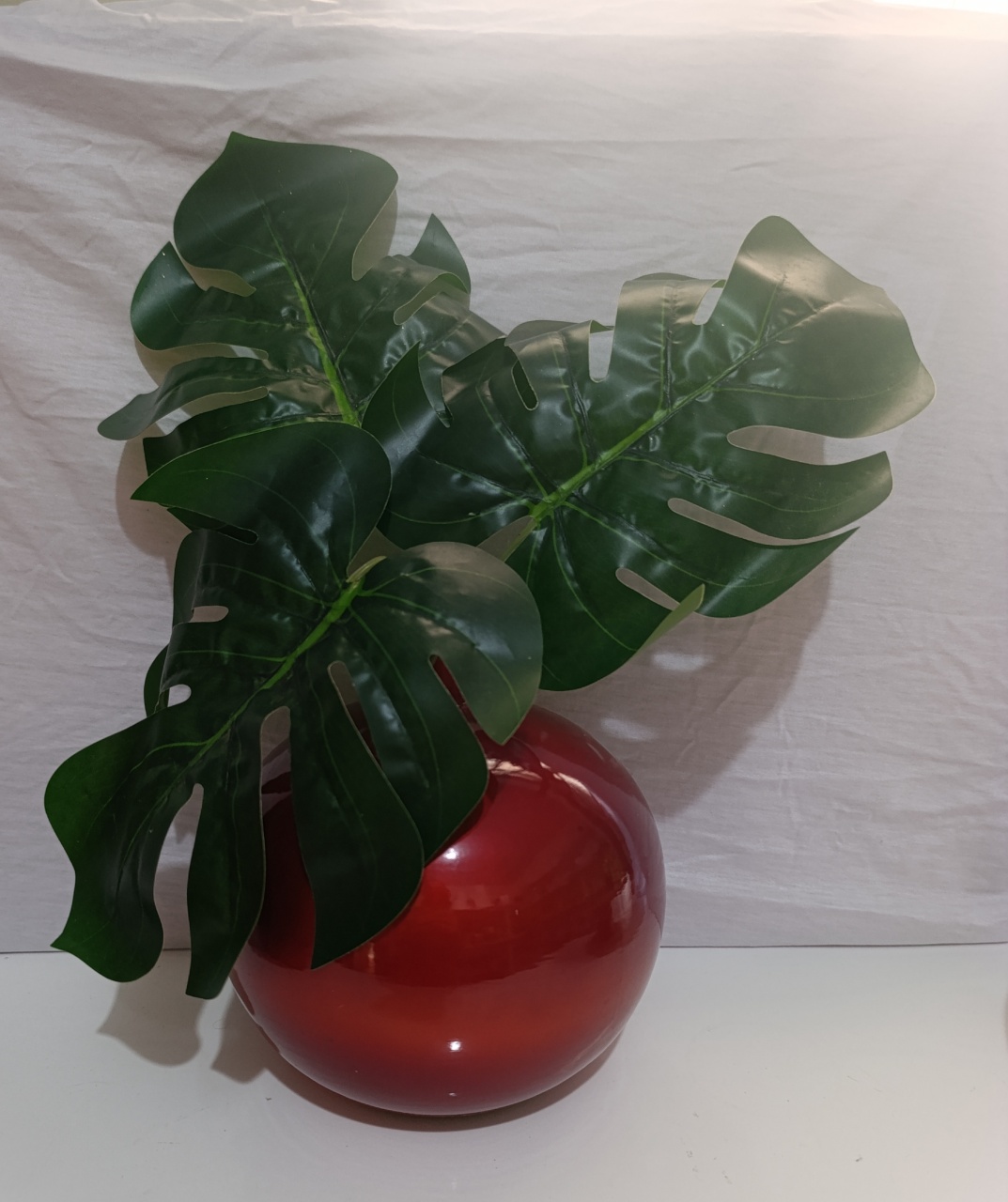 Vaso Cerâmica Bola Vermelho  - AMÔ ATELIÊ DECORAÇÃO