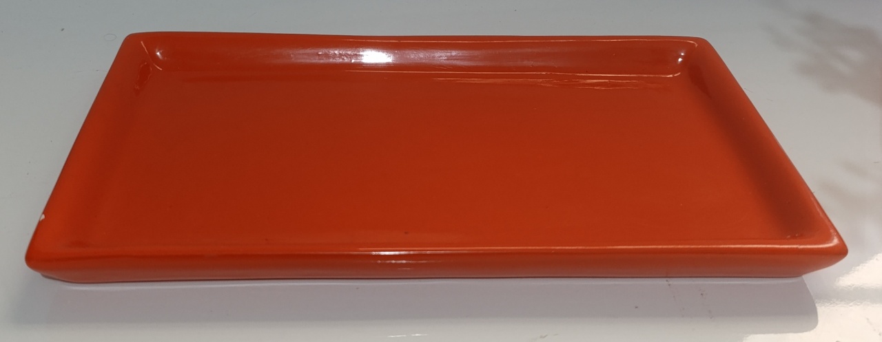 Bandeja Cerâmica Retangular Laranja  - AMÔ ATELIÊ DECORAÇÃO