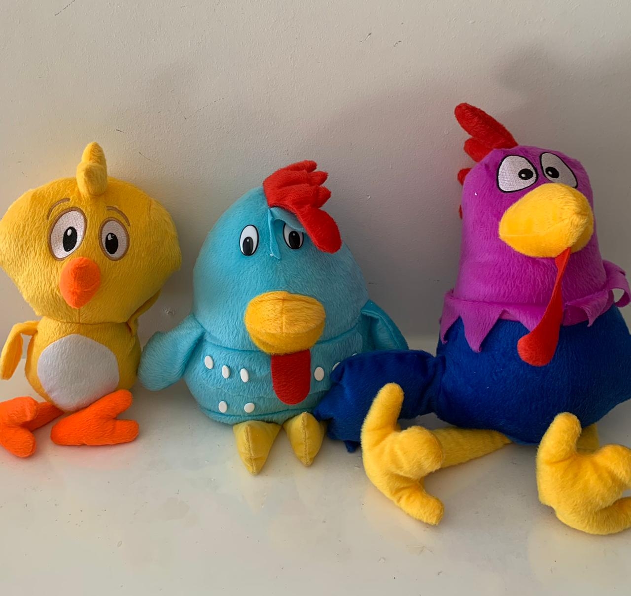 Pelucia Turma Galinha Pintadinha - suafesta.gyn