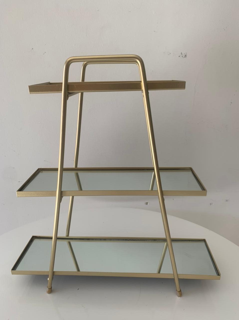 Expositor de Doces Dourado - suafesta.gyn