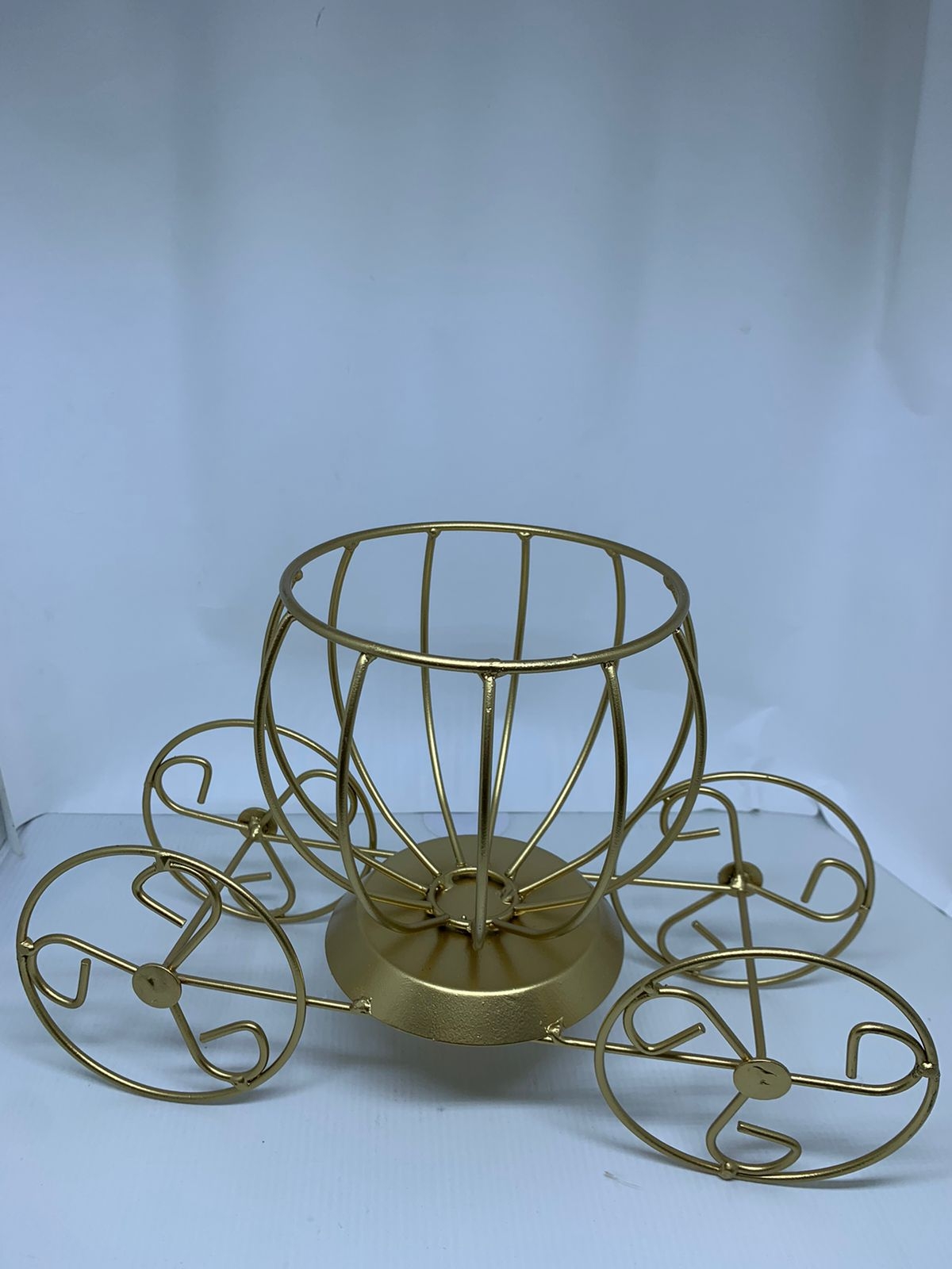 Mini Carruagem Dourado - suafesta.gyn