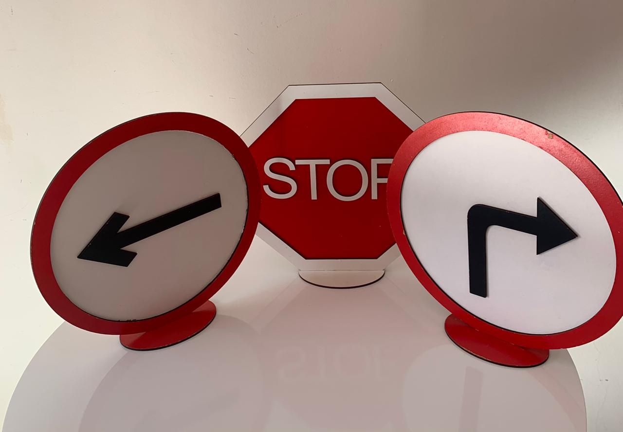 Placas de Sinalização Vermelho - suafesta.gyn