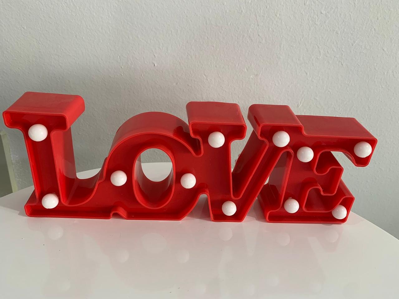 Luminoso Palavra Love - suafesta.gyn