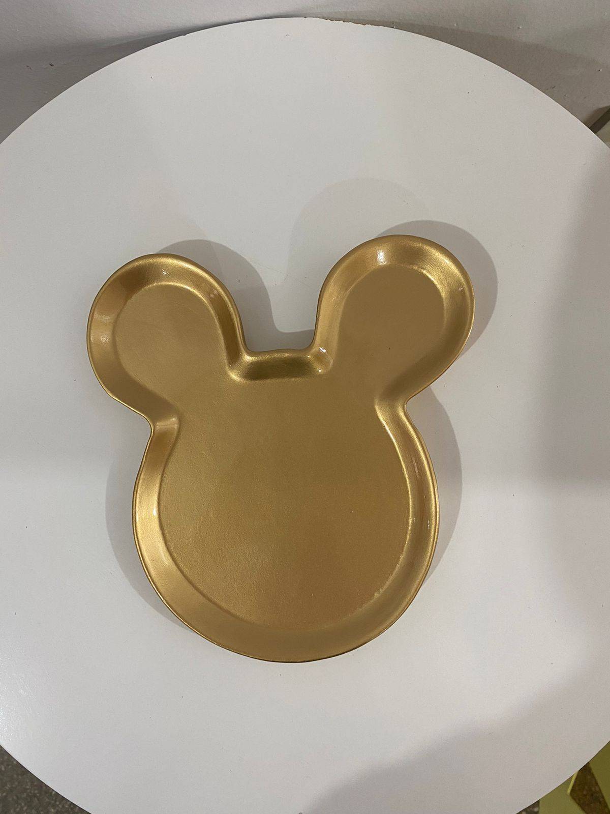 Doceira Cabeça Minnie Dourado - suafesta.gyn
