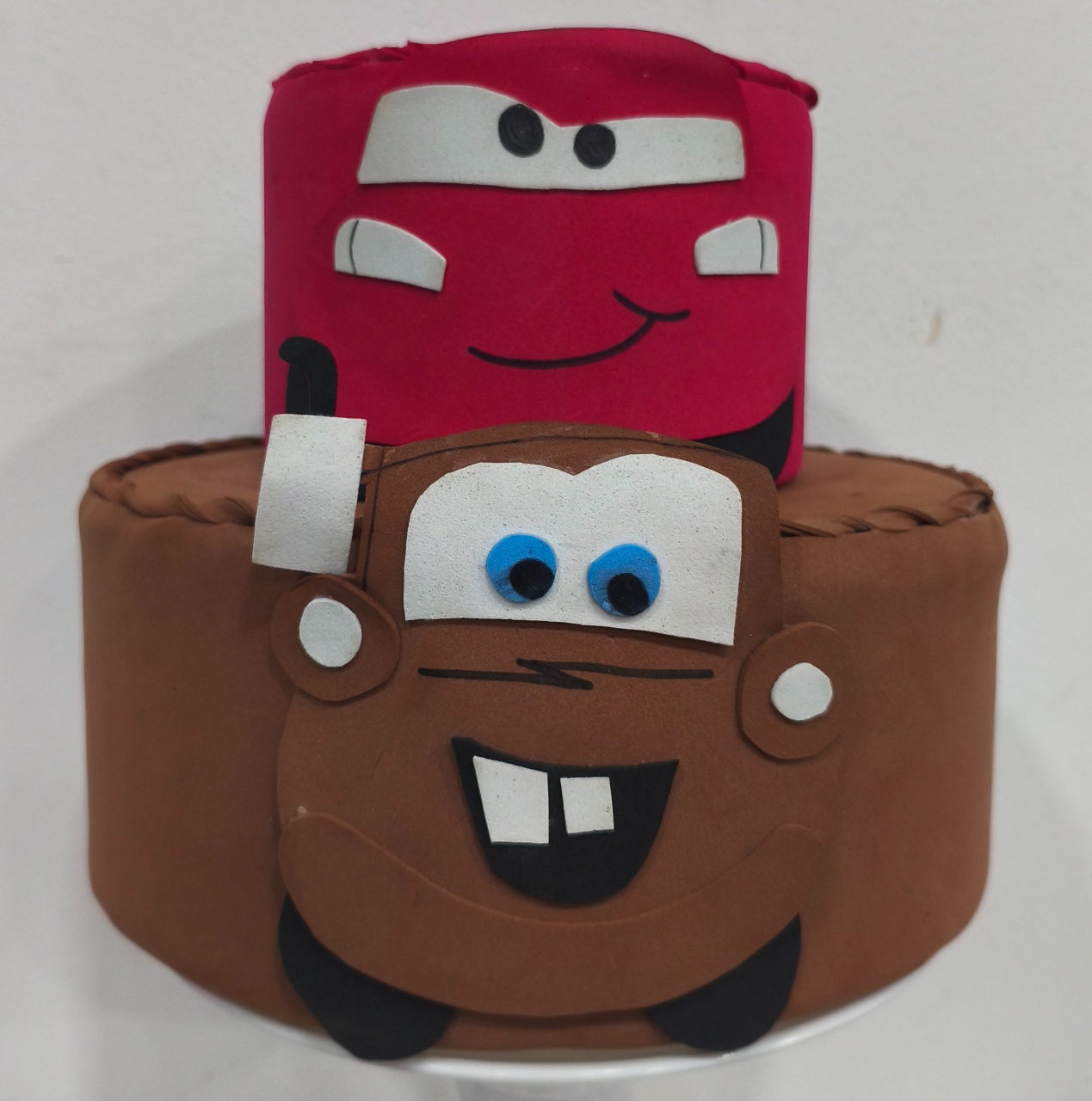 Bolo Fake 2 Andares Carros Disney - Thefest