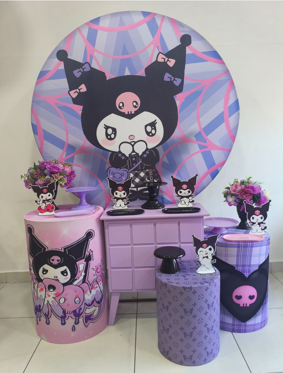 Kit Ouro Tema Kuromi - Thefest
