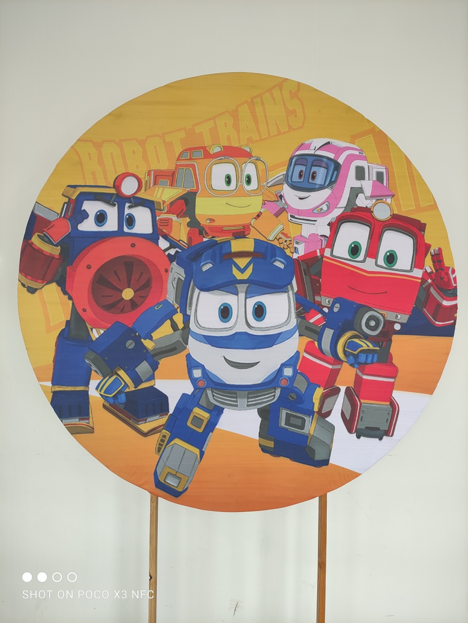 Capa Painel Robot Trains - Ohana Festas e Eventos 