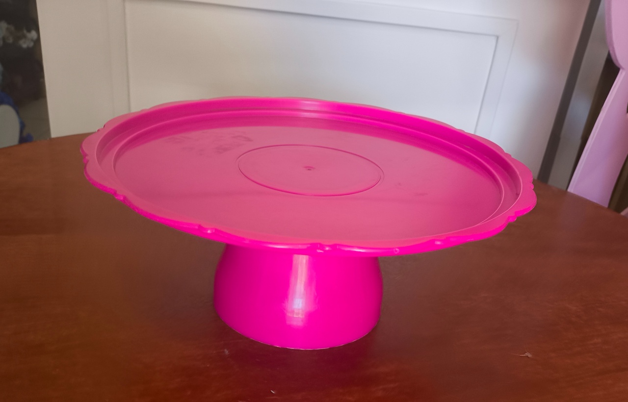 Bandeja Média Redonda (Rosa Pink) - Ohana Festas e Eventos 
