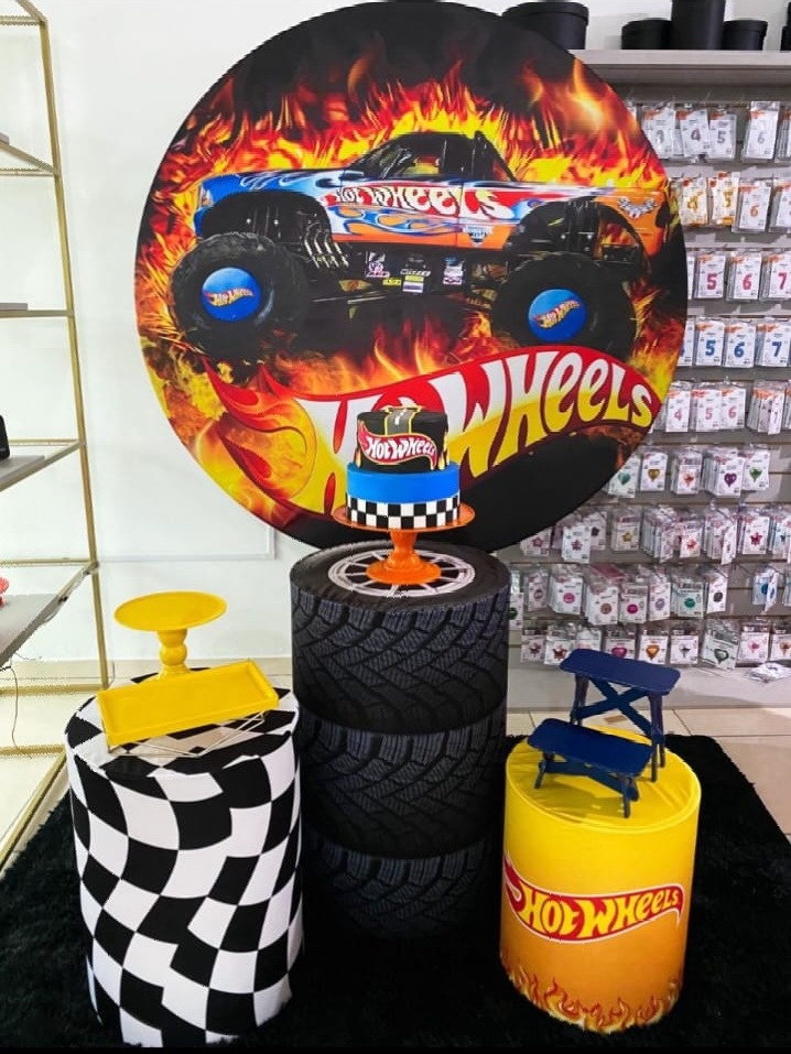 Hotwheels Preto 4X4 - Mouse Atelie das Festas
