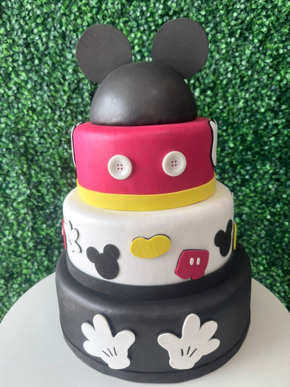 Bolo Fake Mickey - Mouse Atelie das Festas