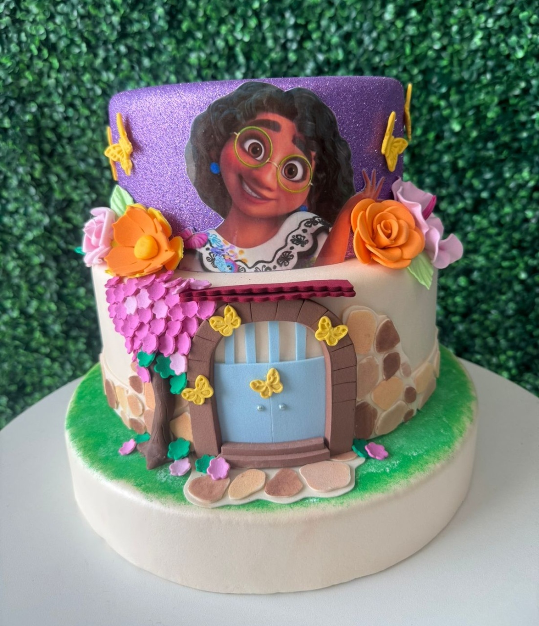 Bolo Fake Encanto - Mouse Atelie das Festas