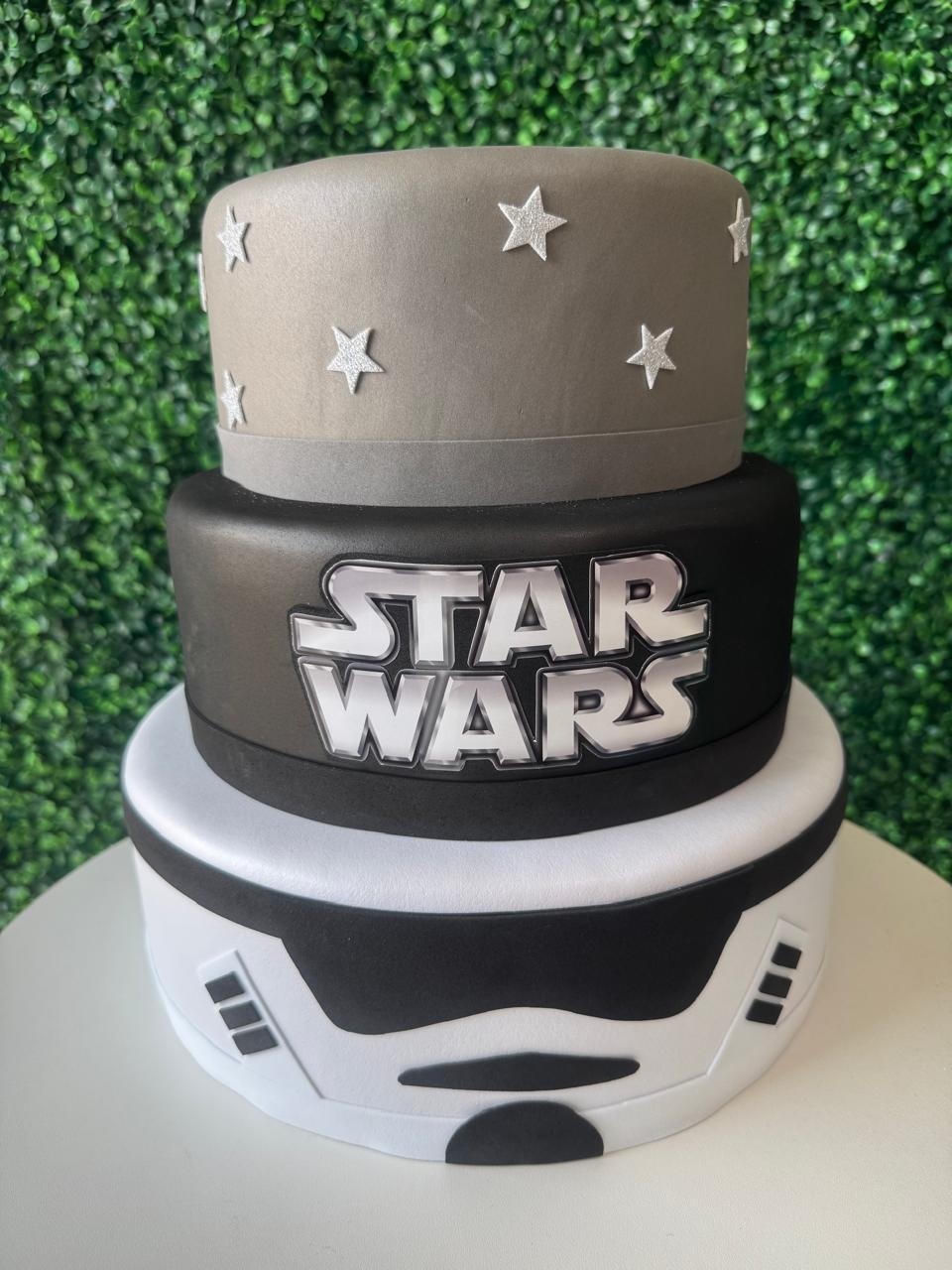 Bolo Fake Star Wars - Mouse Atelie das Festas