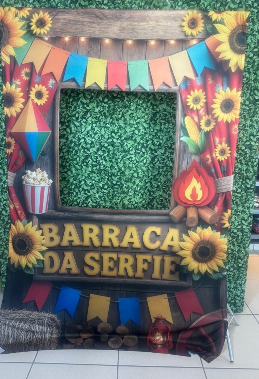 Painel Junino Serfie - Mouse Atelie das Festas