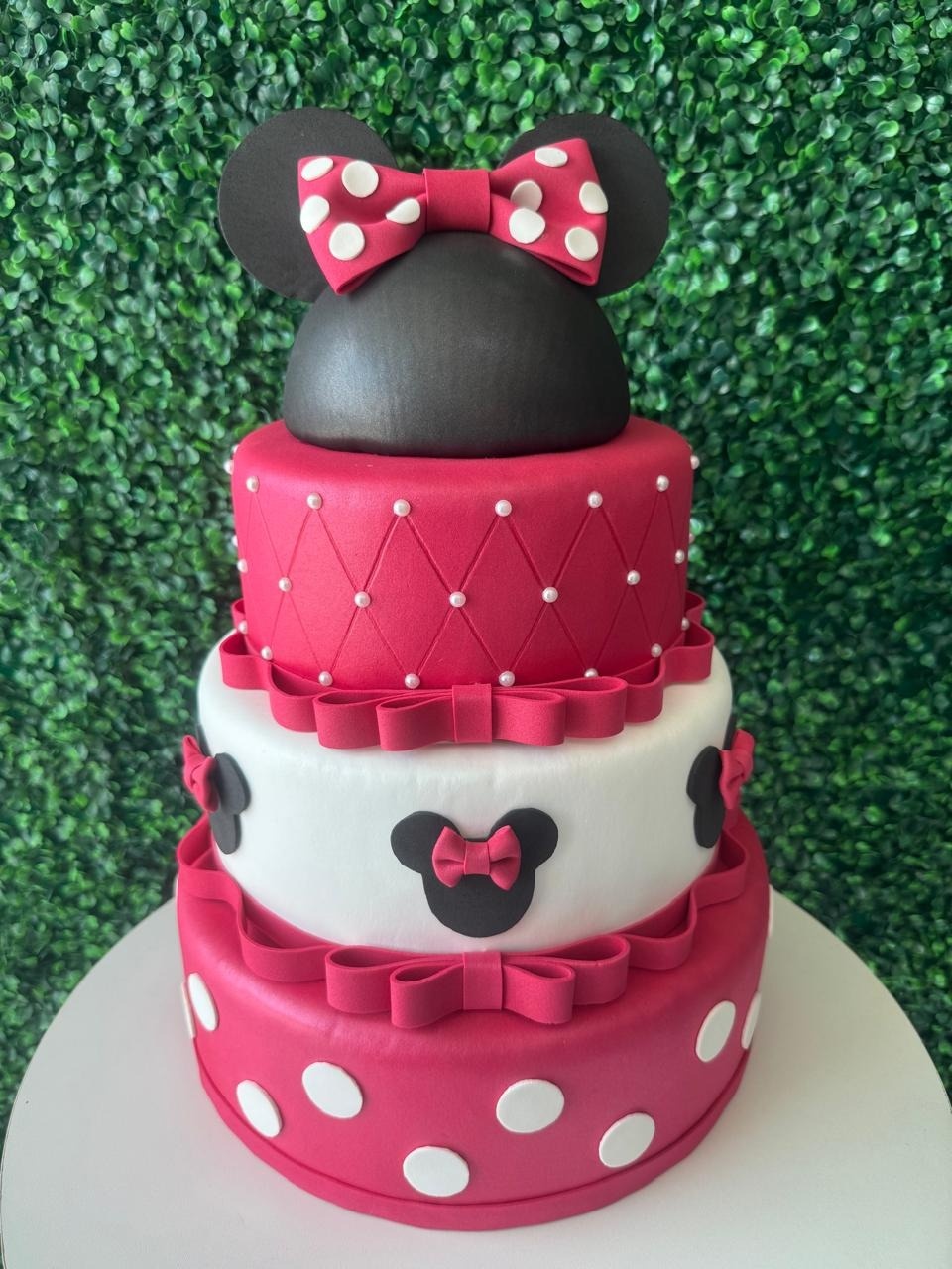 Bolo Fake Minnie - Mouse Atelie das Festas