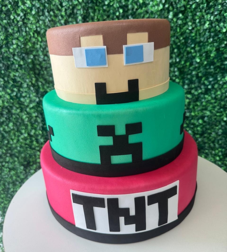 Bolo Fake Minecraft - Mouse Atelie das Festas