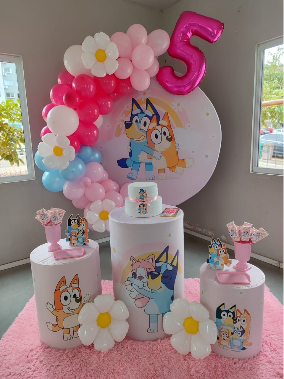 Bluey Rosa Com Margaridas - Ateliê da Daia Pegue Monte & Doces 