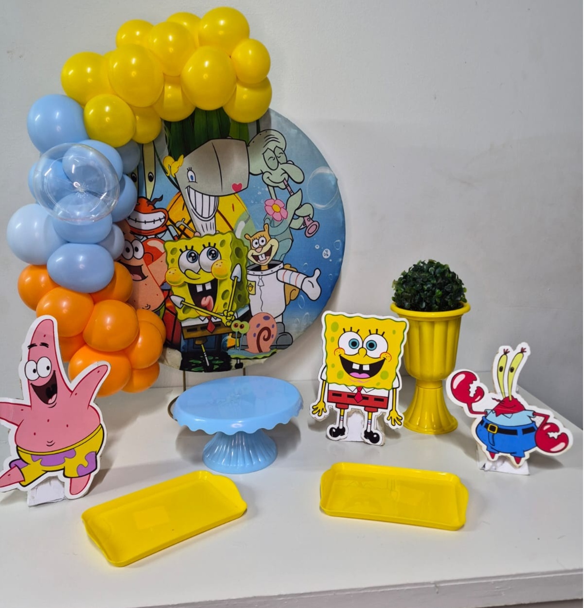 Mini Festa Bob Esponja  - Ateliê da Daia Pegue Monte & Doces 