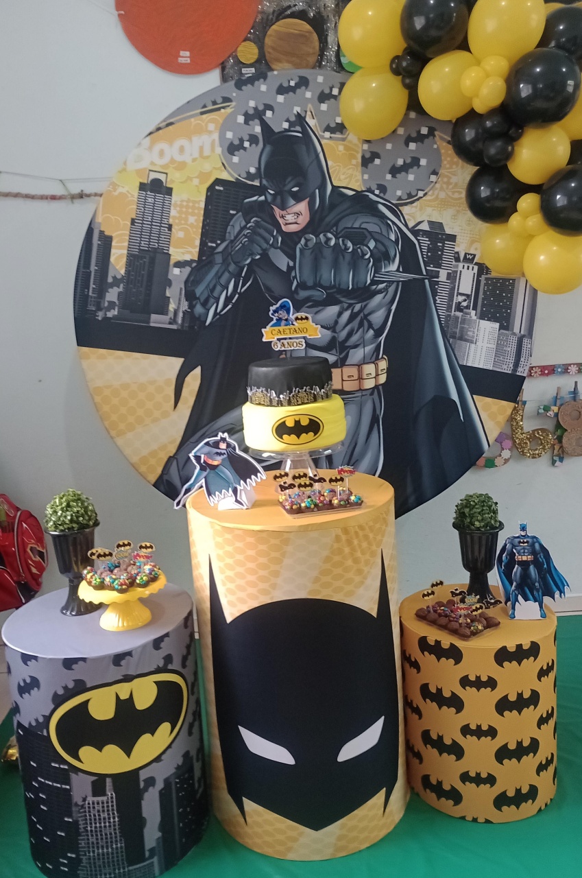 Batman - Ateliê da Daia Pegue Monte & Doces 