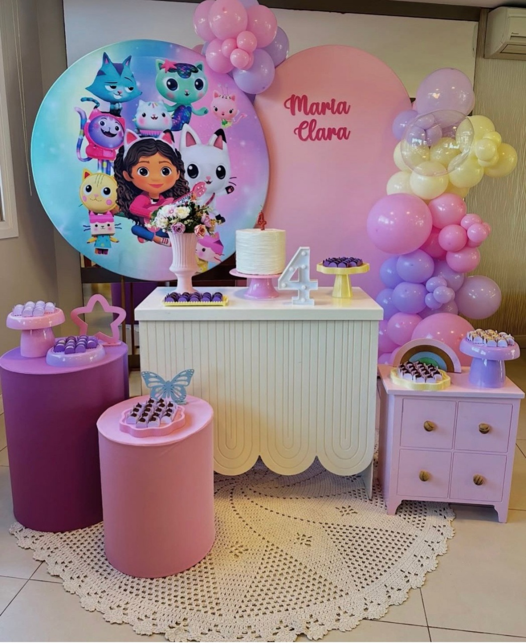 A Casa Mágica da Gabi - Happy Day Decorações