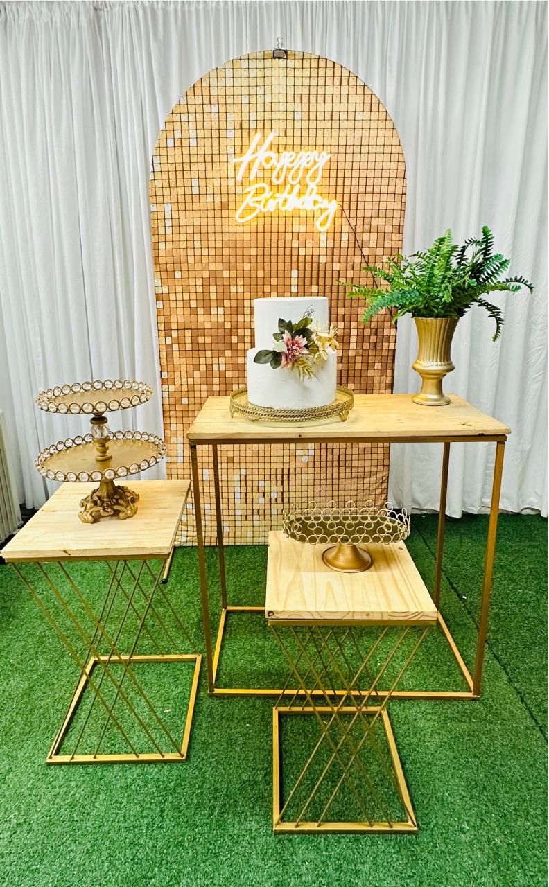 Decoração Dourada - Happy Day Decorações