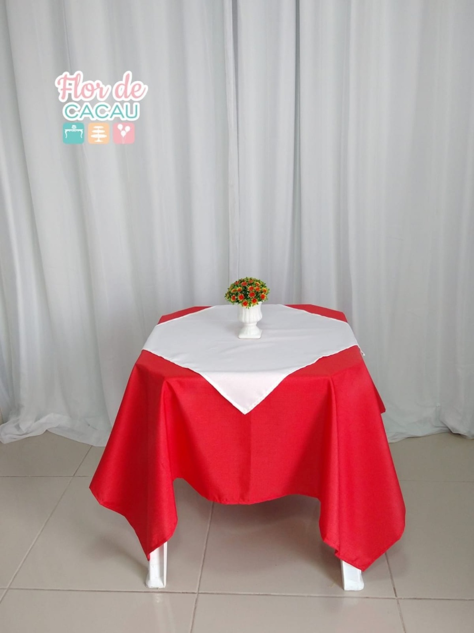 Toalha de Mesa Vermelho - Locadora Flor de Cacau