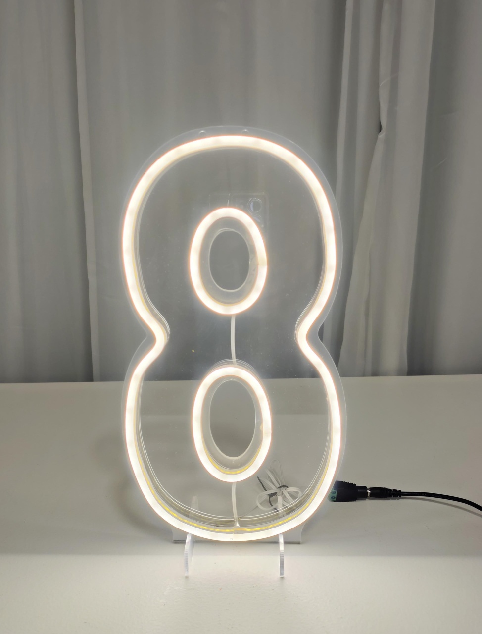 Número de Led 8' (30Cm) - Locadora Flor de Cacau
