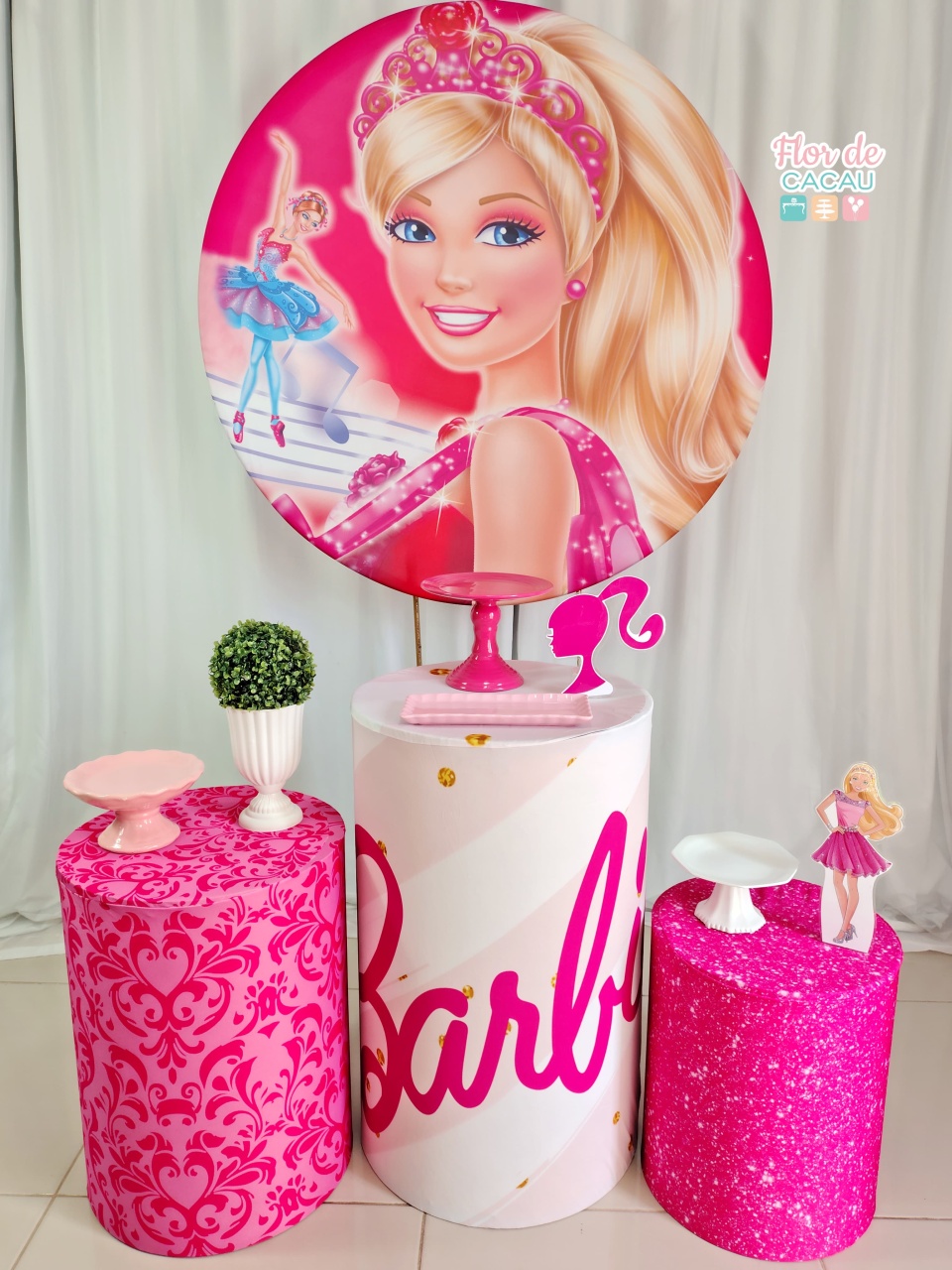 Barbie (Kit Essencial) - Locadora Flor de Cacau
