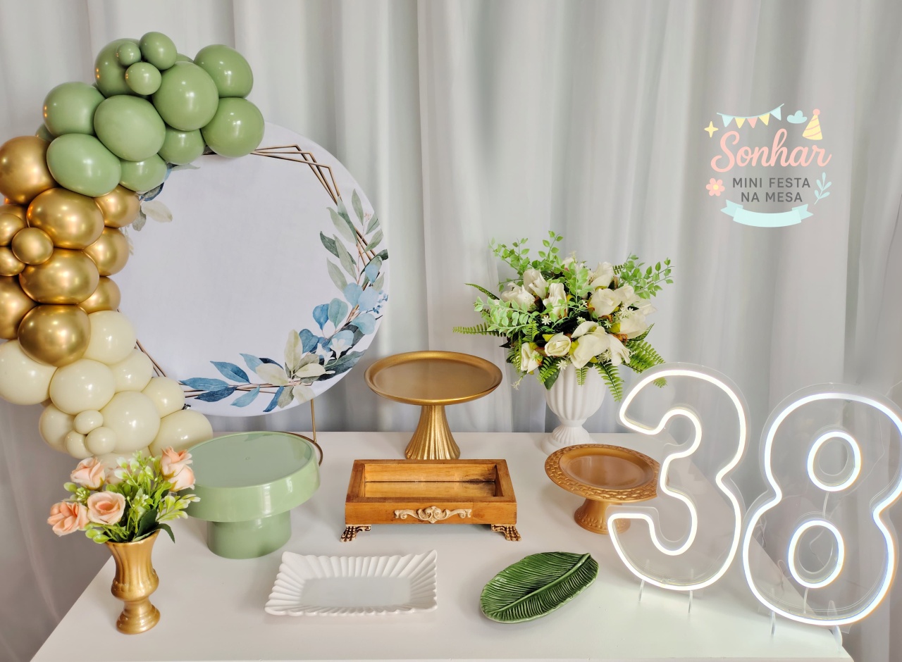 Floral Verde (Kit Essencial) - Locadora Flor de Cacau